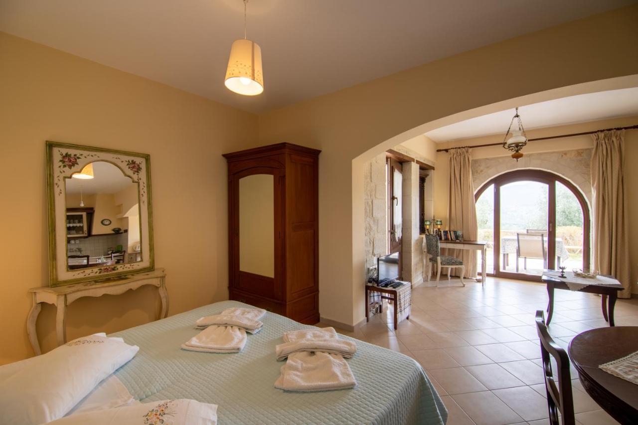 Kritamos Villa & Apartments Kamilari Luaran gambar